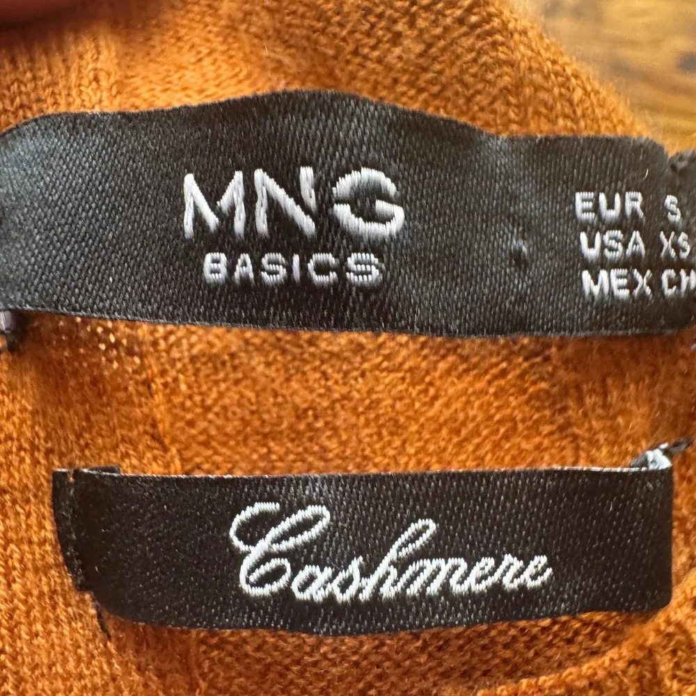 MNG Basics 100% Cashmere Ribbed Long Sleeve Sweater Size XS Cozycore Minimalist‎